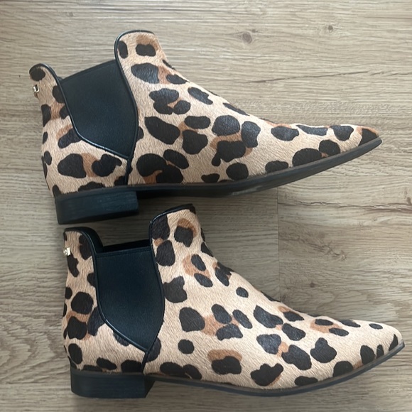 Cole Haan animal print booties - Picture 2 of 7